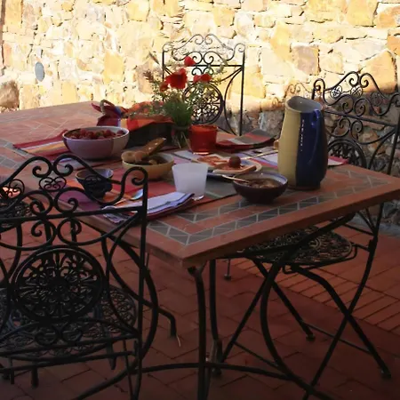 Mit Offenem Schlafboden Und Garten * Campiglia Marittima